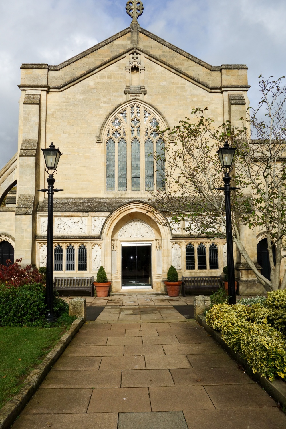 Frameless glass doors for Oakham School, Rutland